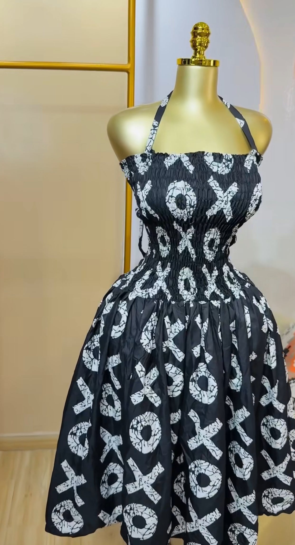 Scatter Dress (Smocked Top, Loose Body)